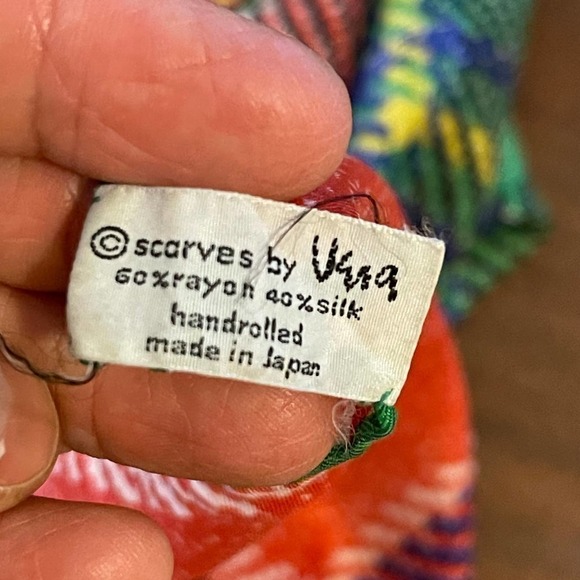 Vintage Vera Scarves Lot of 02 Women's Scarves - Picture 7 of 12